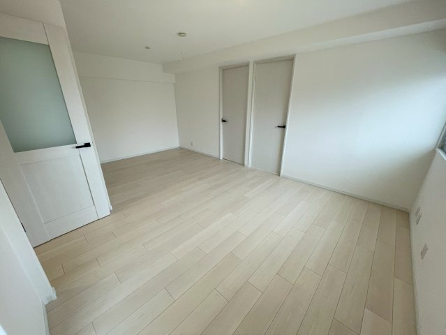 シャトード本山の居間・リビング