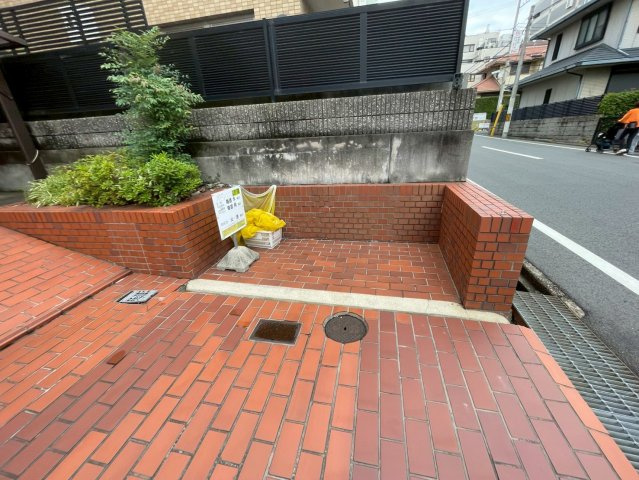 シャトード本山のエントランス