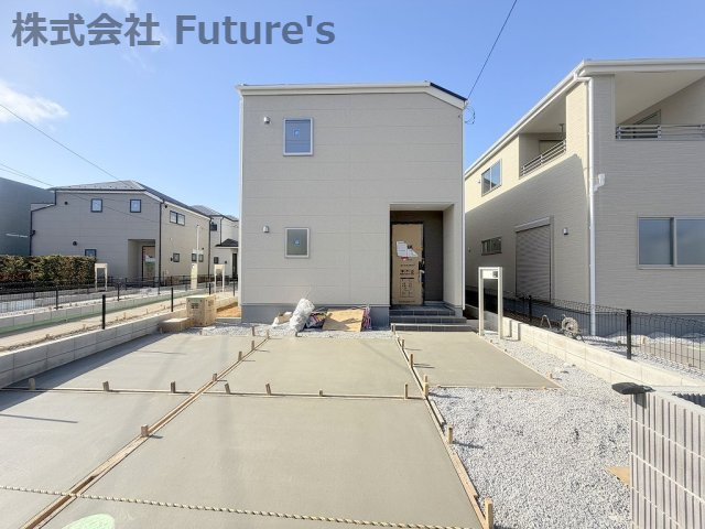 三郷市彦糸1丁目　新築戸建　全5棟　2号棟の外観|現地の写真になります。