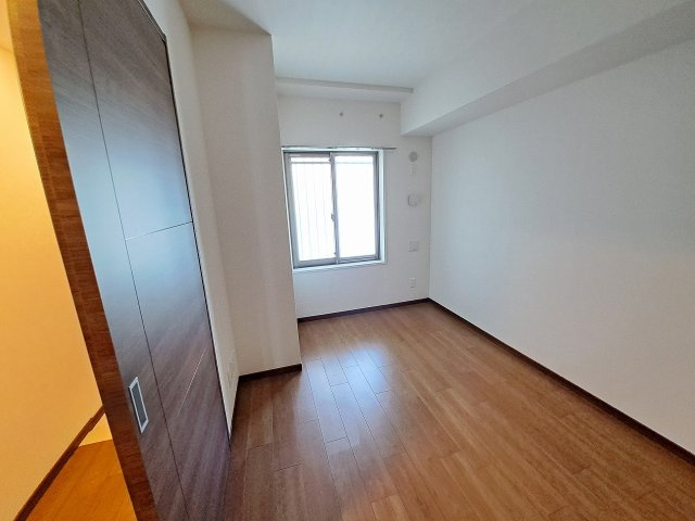 レジェンダリー甲子園浦風町の洋室