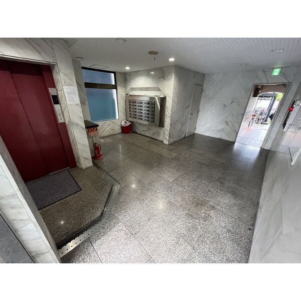 第2パールマンションのロビー