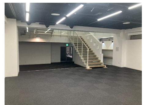 ウィーブホンマチの内装