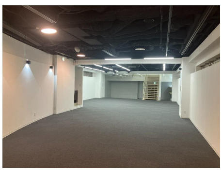 ウィーブホンマチの内装