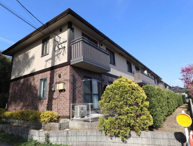 熊本市中央区黒髪６丁目のアパートの外観