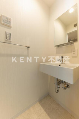 【洗面所】 | プラティーク品川大井町 | ゆったりとスペースのある洗面所