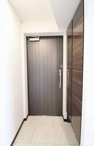 ジェノヴィア浅草橋Ⅱスカイガーデンの玄関