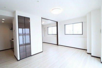 ジェノヴィア浅草橋Ⅱスカイガーデンの居間・リビング