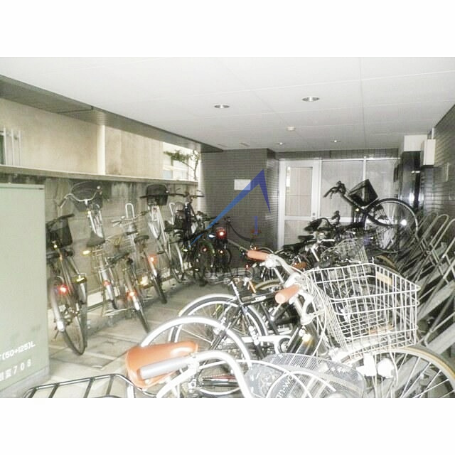 フローラ本駒込のその他共用部分|駐輪場です。