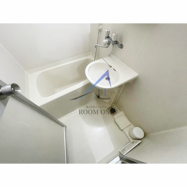 フローラ本駒込の浴室|お風呂です。