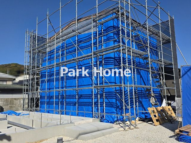 高知市介良-中野団地4号地-新築戸建ての外観|2025.11月：建築中（2区画全体）