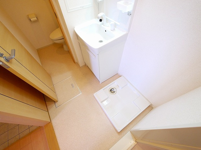 アプリコット（奈良市）の洗面所|脱衣スペースもあります