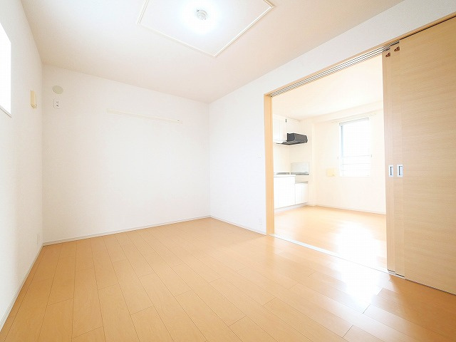 アプリコット（奈良市）の洋室|明るい洋室です
