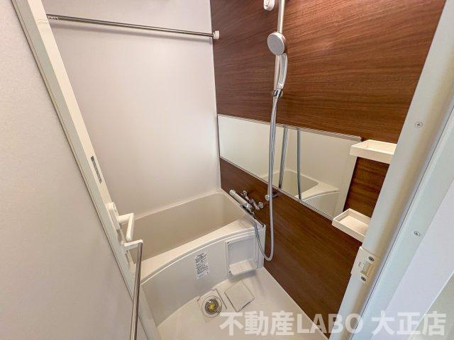 レオンコンフォート難波クレアの浴室