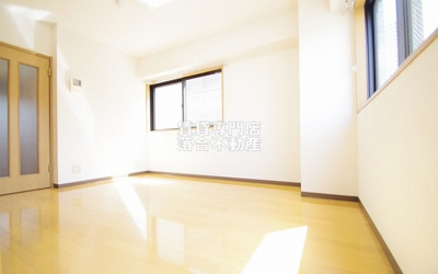 【居間・リビング】 | ベルカント | 落ち着いた色調のお部屋♪