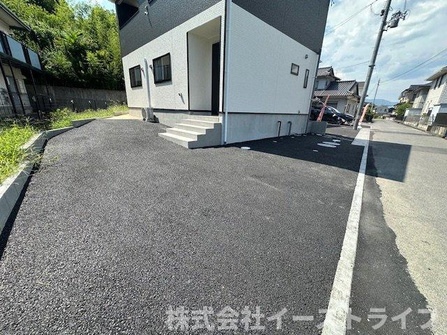 【新築戸建】　いわき市好間町中好間第3の駐車場|3号棟のカースペースです。