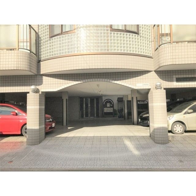 エムテ甲子園の駐車場