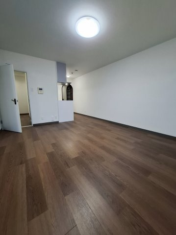 エムテ甲子園の居間・リビング