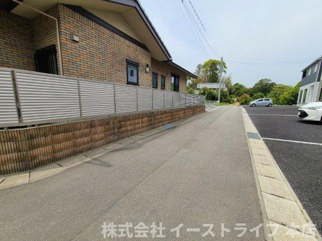 【新築戸建】　いわき市仁井田町第2　全5棟の前面道路含む現地写真|1～4号棟建物前4.0ｍ前面道路