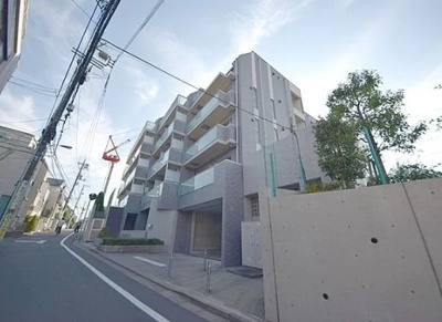 【外観】 | ボヌール和泉 | 鉄筋コンクリート造のがっちりとした建物。