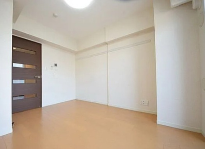 【寝室】 | ボヌール和泉 | きれいなフローリング。