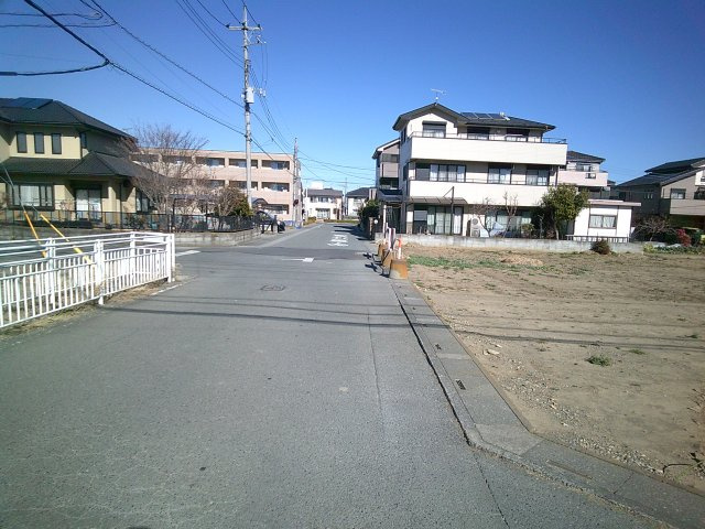 【前面道路含む現地写真】 | 熊谷市籠原南2丁目 C区画　2550万 土地