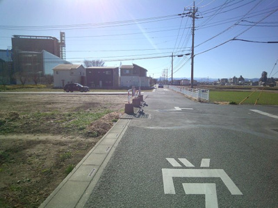 【前面道路含む現地写真】 | 熊谷市籠原南2丁目 B区画　2680万 土地