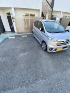 【駐車場】