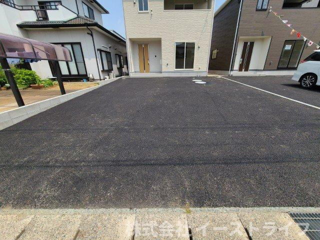 【新築戸建】　いわき市平下平窪第6　ラスト1棟！の駐車場|1号棟写真　カースペースです（3台駐車可能）