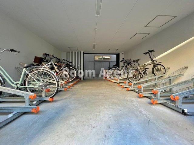 プレサンス鶴舞パーク&ステーションのエントランス