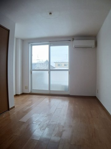 グランディスの居間・リビング