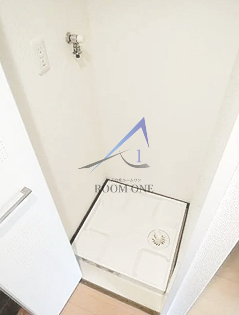 アンデパンダンの設備|洗濯機置き場です。