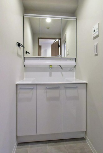 【独立洗面台】