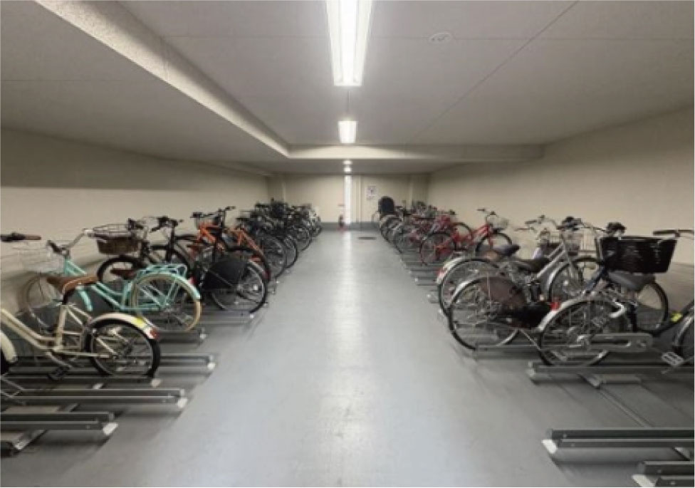 ローレルコート京都北野の駐車場