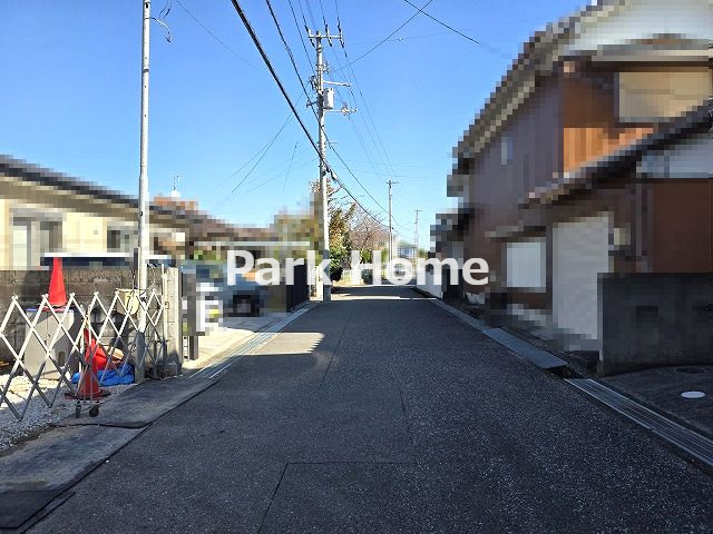 高知市介良-中野団地3号地-新築戸建ての前面道路含む現地写真