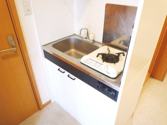 ハイツＡＩ＆Ｋｓのキッチン|別号室の参考写真です