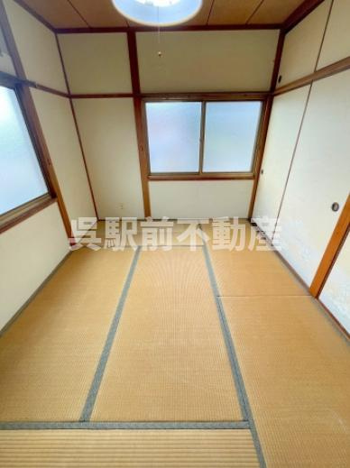 焼山北3丁目貸家の居間・リビング