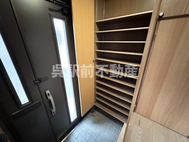 焼山北3丁目貸家の収納