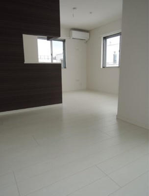 【居間・リビング】 | ヴィラ高円寺Ⅱ | 12.2帖のきれいなLDK。