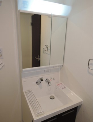 【独立洗面台】 | ヴィラ高円寺Ⅱ | 嬉しい独立洗面台付き。