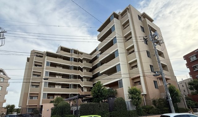 ルイシャトレ鷺沼ヒルトップコートの外観|東急田園都市線「宮崎台駅」徒歩15分