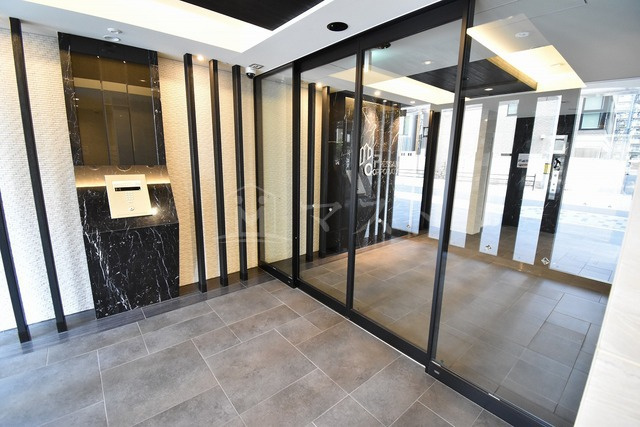 プレサンス新町ウィズジョイのロビー