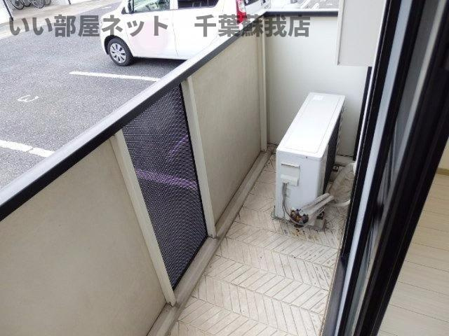 マルシェのバルコニー|外からの目が気にならないバルコニーで洗濯物が干せます