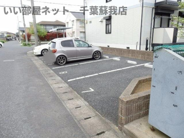 マルシェの駐車場|駐車場があります