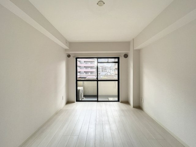 【洋室】 | 琳和サニーコート | ※同建物ほかのお部屋の写真です。