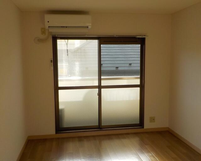 エンジェルガーデンの居間・リビング