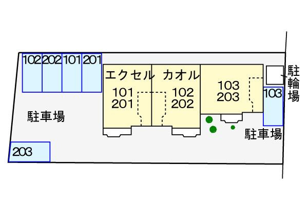エクセルカオルの駐車場