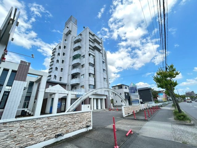 イーストガーデンポプラ館の外観