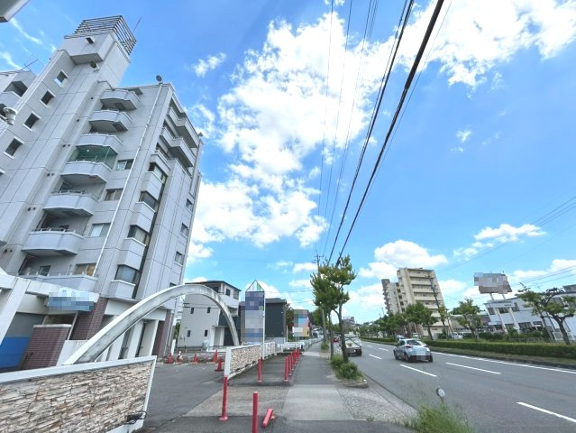 イーストガーデンポプラ館の周辺