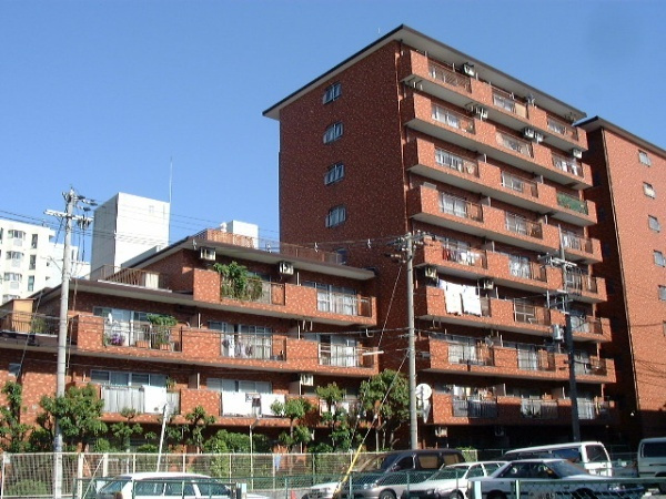 ライオンズマンション第6江坂の外観