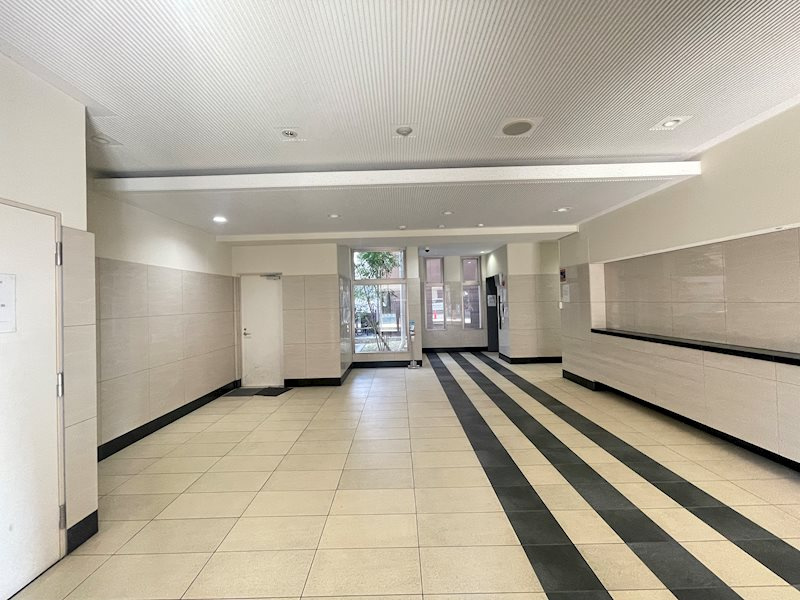 エステムコート難波サウスプレイスVエレージュのロビー|建物の内部です